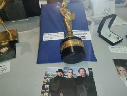 Thame Museum - "Robin Gibb, a tribute" - Exhibition